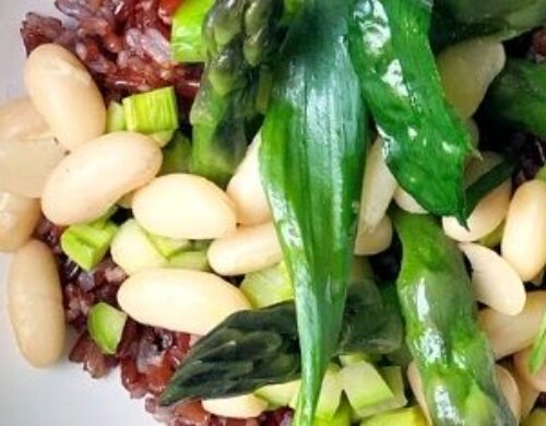 Riso rosso asparagi e fagioli bianchi